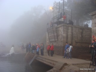 Výlov Rožmberka 2010 - dva pohledy