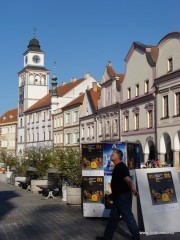 Plakáty na Masarykově náměstí v Třeboni zvou na Anifilm.