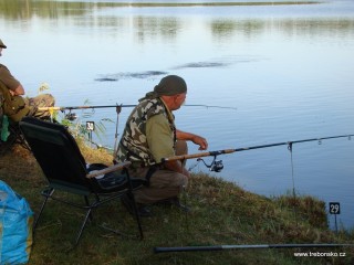 Fotogalerie Rybářských slavností 2009 - rybářské závody