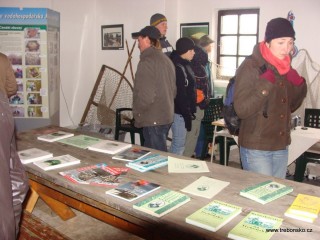 Mezi doprovodný program výlovu Dvořiště patří výstava o historii rybářství na Třeboňsku.