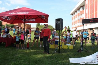 Třeboň, lázeňský park u Aurory, 12. 9. 2015 - zahájení sportovního odpoledne 