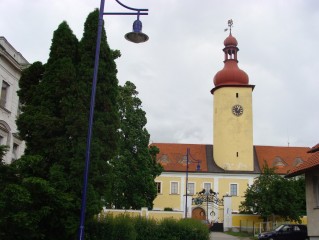 Zámek Stráž nad Nežárkou