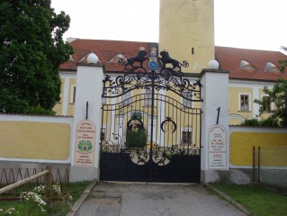 Vstupní porta do zámku