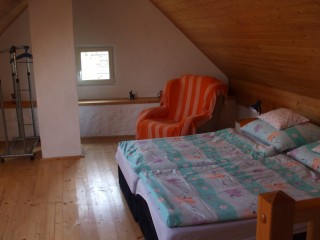 Menší domek - ložnice