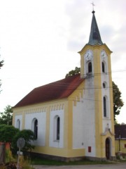 Kostel ve Stříbci