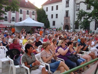 Koncert na Velkém nádvoří