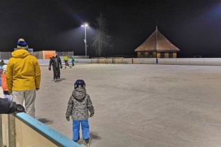 Zimní kluziště v Třeboni - zima 2018 / 2019