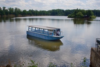 Loď Modrásek