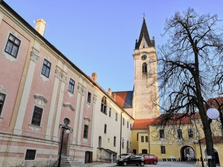 Věž kostela v Třeboni