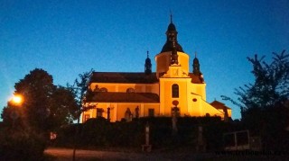 Noční kostel