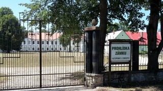 Penzion - zámek Jemčina
