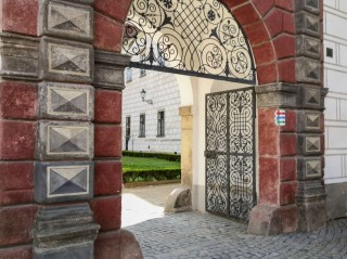 Vítejte  v prvorepublikovém zámeckém hotelu - prohlídky