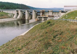 Hněvkovská přehrada, Síň voroplavby na Vltavě