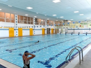 Plavecký bazén a Aquapark Jindřichův Hradec