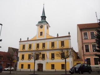 Sraz historických vozidel v Lomnici n. L.