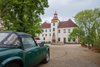Veterání na zámku Třeboň - fotografie