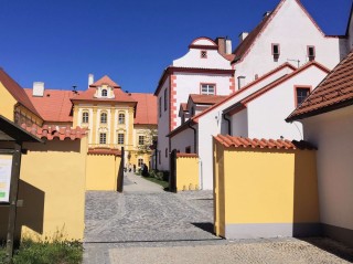 Zámek a klášter Borovany