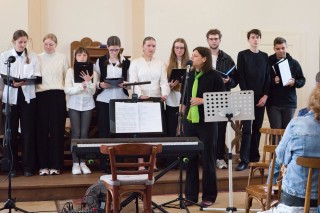Studentský sbor gymnázia Třeboň.