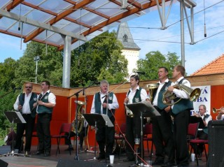 15.8.Festival dechovek Lomnice