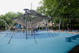 Svět dětí - dětské hřiště Komenského sady Třeboň