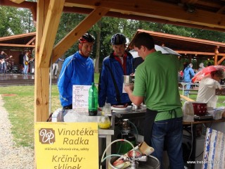 Znovínské vinobraní v Třeboni ! 5. až 7. září 2014 na Louce u Zlaté stoky.